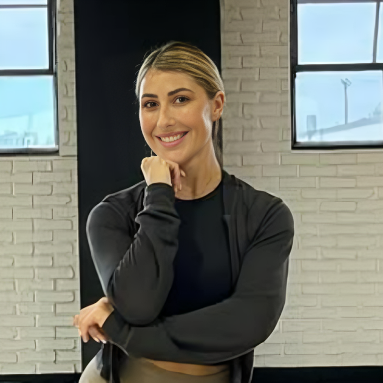 Emma Slater is a talented British-American professional dancer and choreographer.